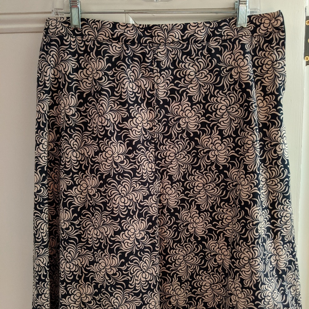 Gap flower print skirt